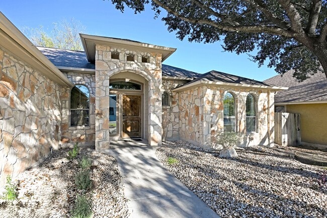 Building Photo - 2223 Sun Chase Blvd