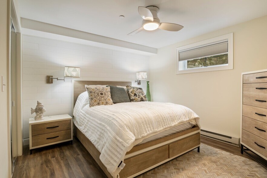 Building Photo - 3 King St