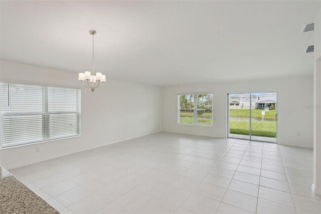 Building Photo - 3262 Sanctuary Dr