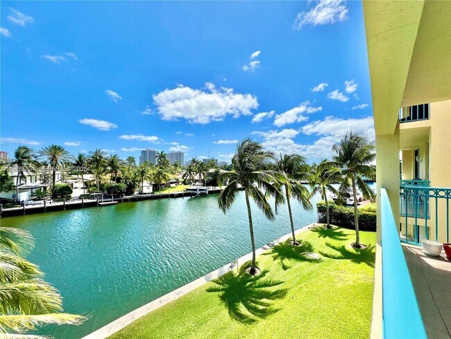 Building Photo - 201 Golden Isles Dr