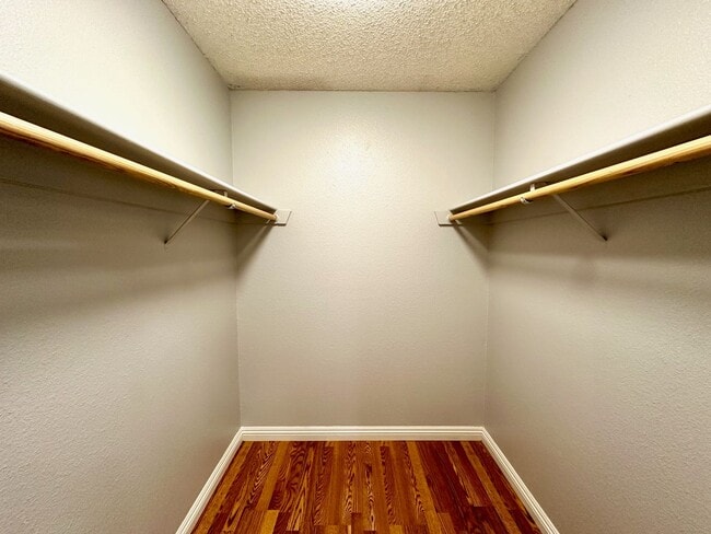 Building Photo - REQUEST A SHOWING AT MossglenProperties .c...