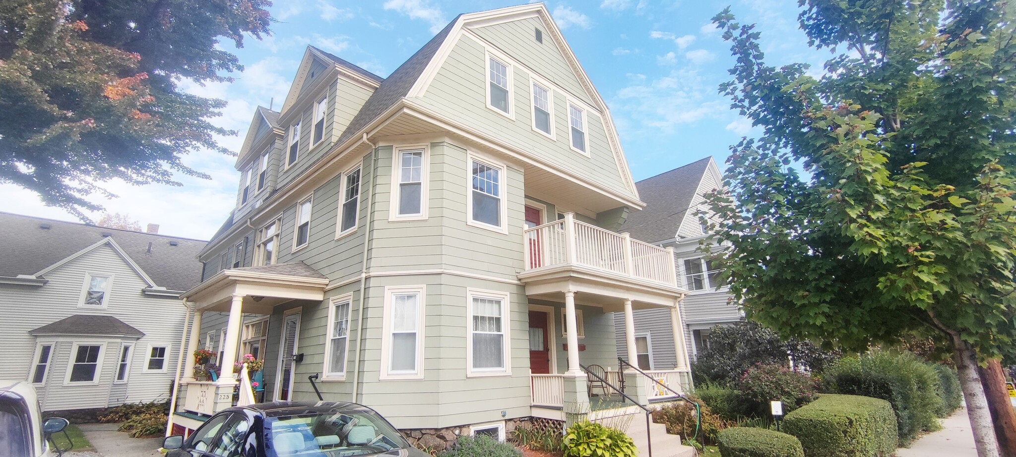 Property - 225 Belmont St