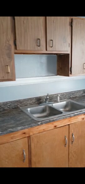 Building Photo - 42 Erwin Pl