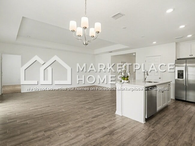 Building Photo - 5216 Senza Trl