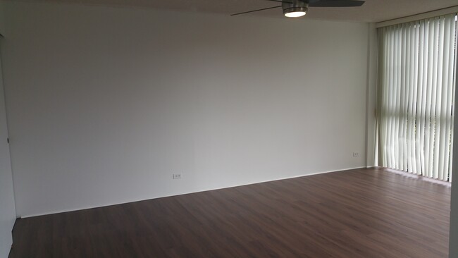 Primary Photo - Must see renovated Windward Passage