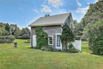 Building Photo - 1835 Main Rd