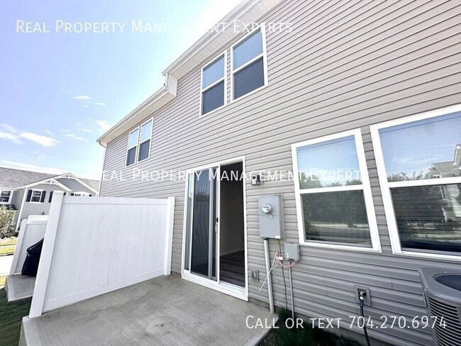Building Photo - 4408 Iron Oak Ln