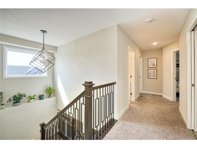 Building Photo - 429 Mario Dr