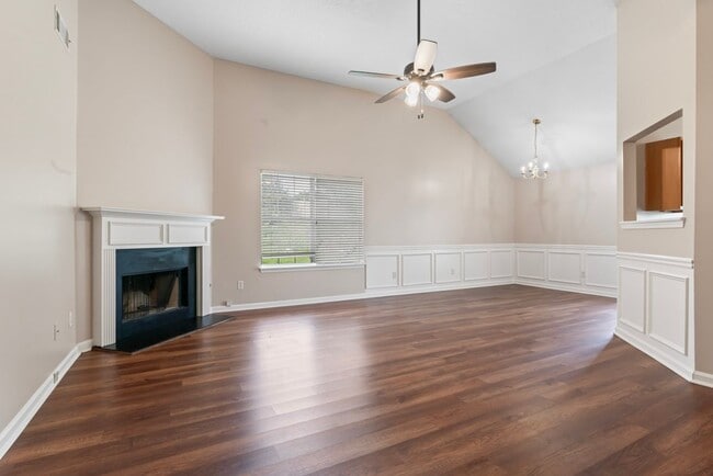 Building Photo - 1650 Deer Crossing Terrace