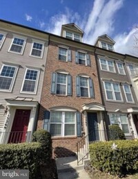 Building Photo - 13267 Orsay St