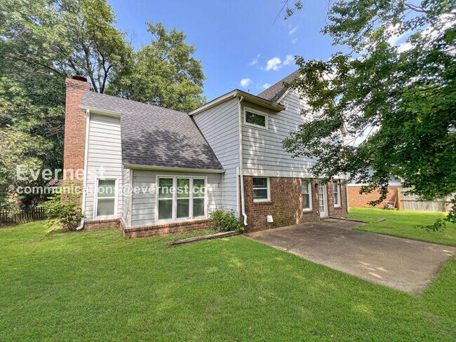 Building Photo - 4304 Ash Creek Cove