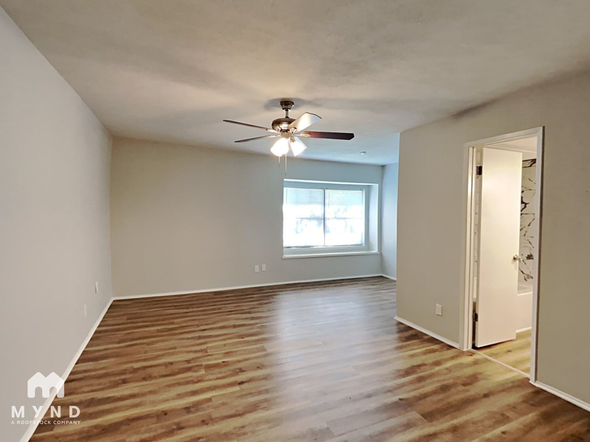 Building Photo - 3737 Longmeadow Way