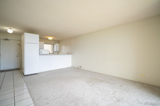 Building Photo - $3,000 / 2 Bed / 2 Bath / 2 Parking – Colonnade on The Green