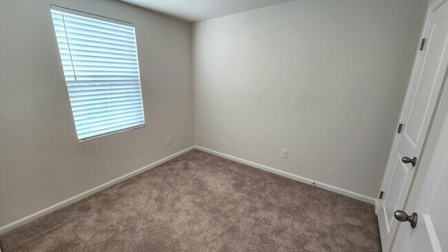 Building Photo - Simpsonville - Baldwin Ridge - Convenientl...