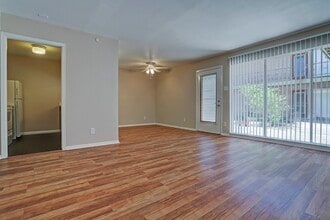 Building Photo - 229 Westmoreland St