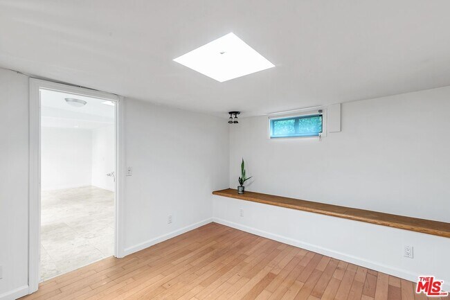 Building Photo - 746 Ashland Ave