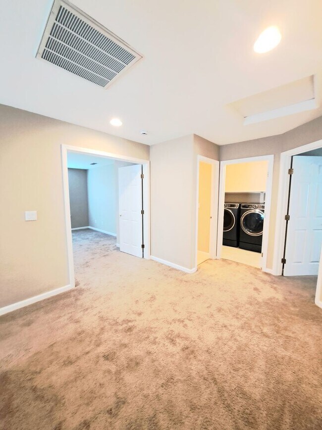 Building Photo - 5090 Napa Shore Dr