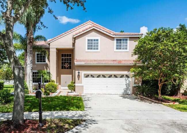 Building Photo - 584 Cambridge Dr