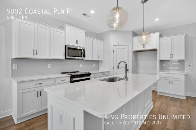 Building Photo - 5002 Coastal Pln Pt