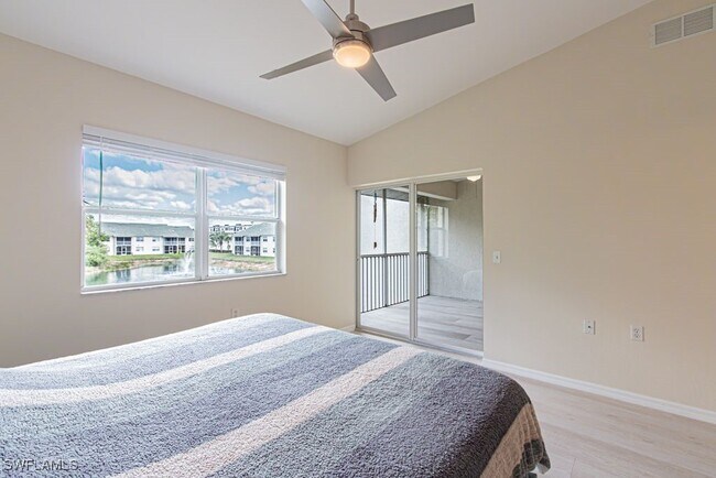 Building Photo - 4985 Sandra Bay Dr