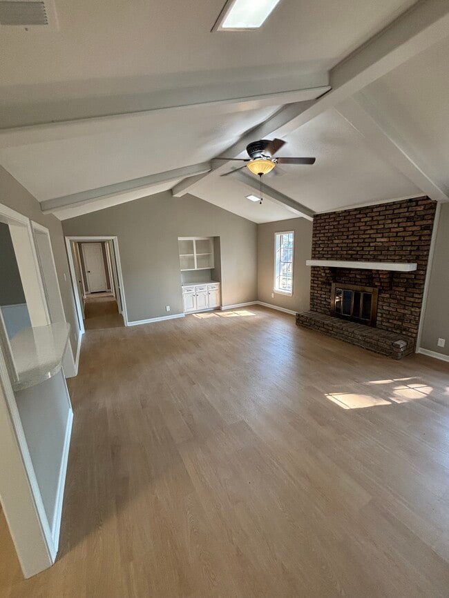 Building Photo - 4316 Aberdeen Dr