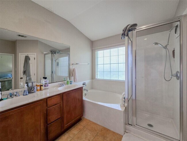 Building Photo - 11704 Fletcher Hall Ln