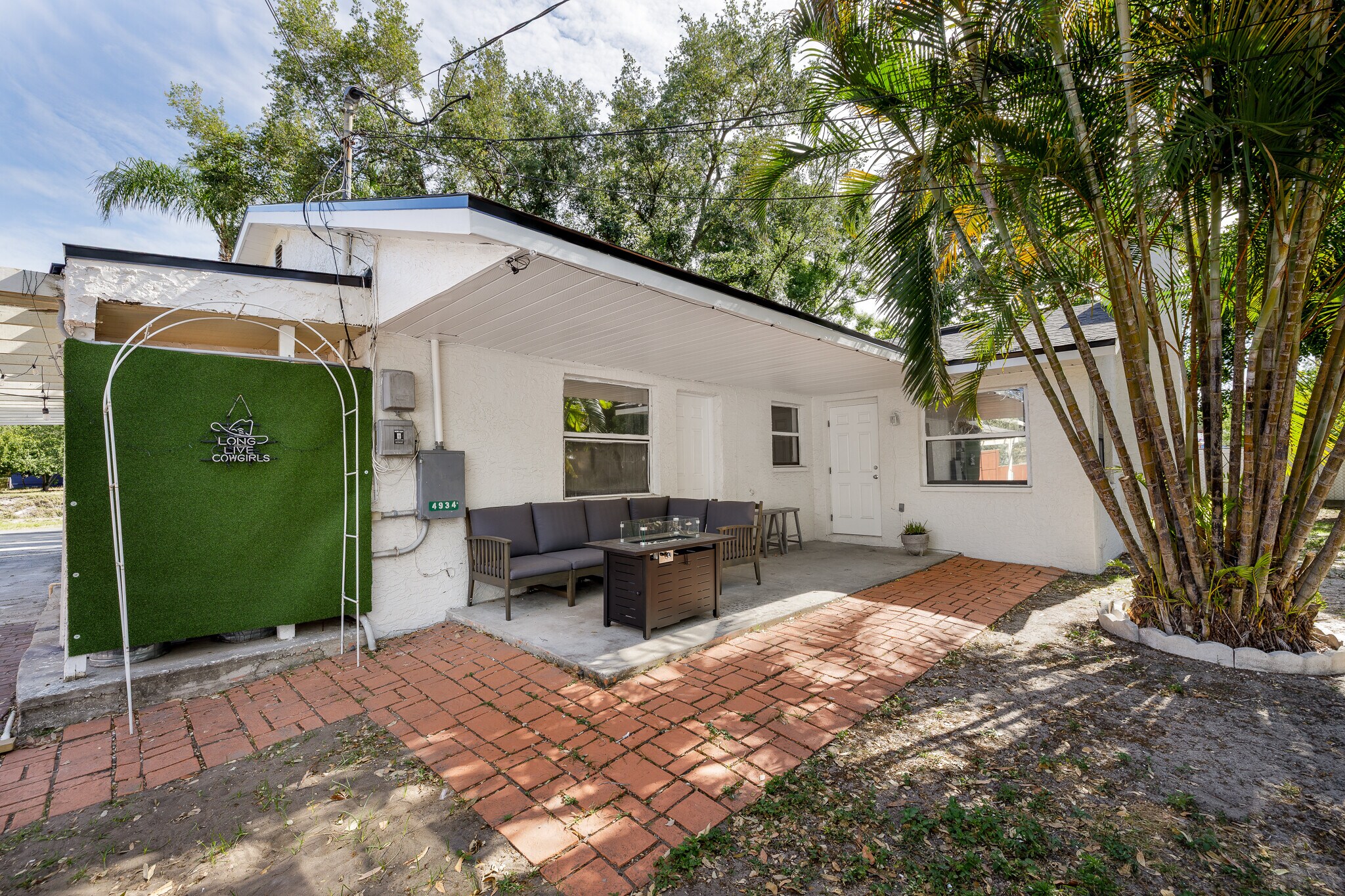 Building Photo - 4936 40th Ave N