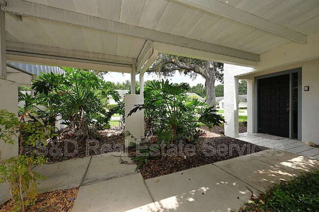 Building Photo - 1808 Village Ct