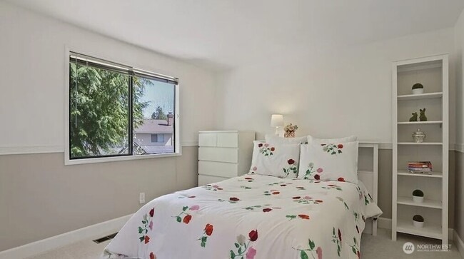 Building Photo - 2322 233rd Ave NE