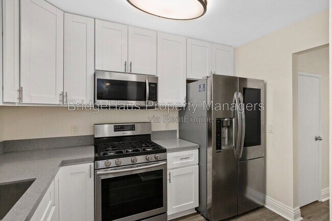 Building Photo - 4435 Tremont St