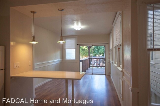 Building Photo - 1542 Hayes St