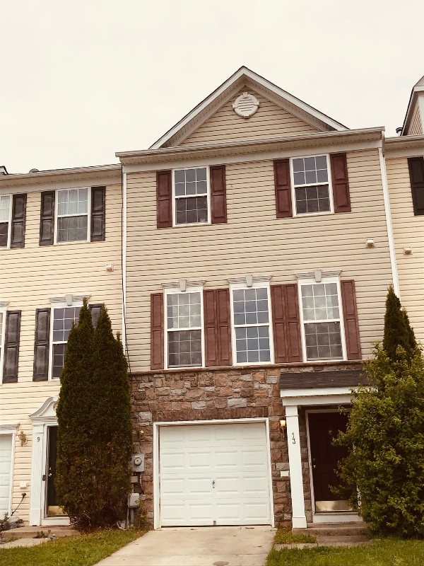 Building Photo - 13 Truth Way