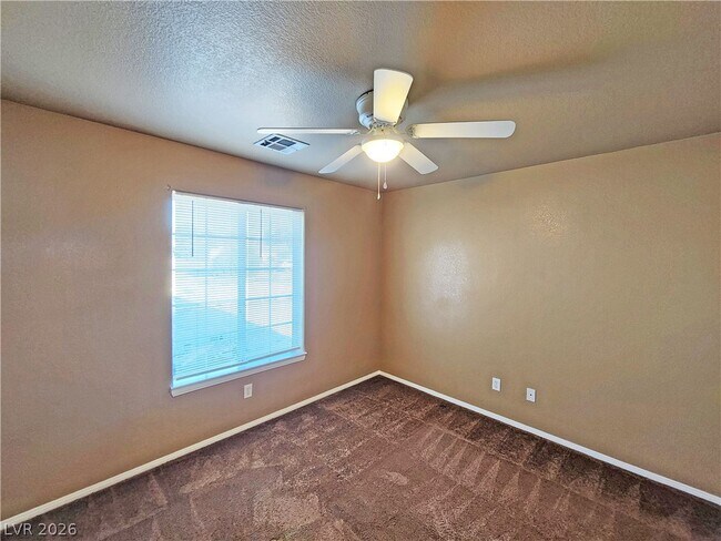 Building Photo - 3680 Ravine Ave
