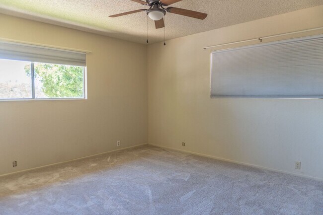 Building Photo - Spacious 3-Bedroom, 4-Bath Vintage Home wi...