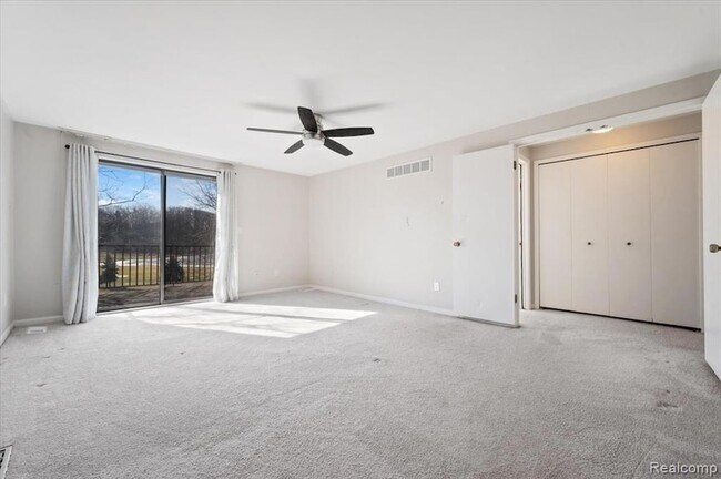 Building Photo - 1863 Wingate Rd