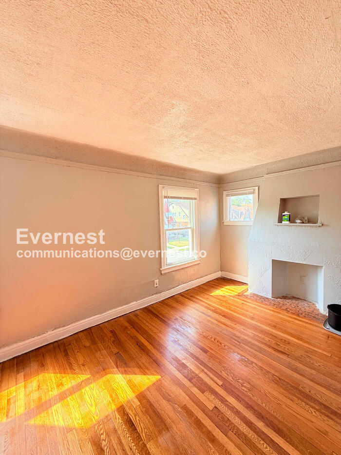 Building Photo - 15444 Appoline St