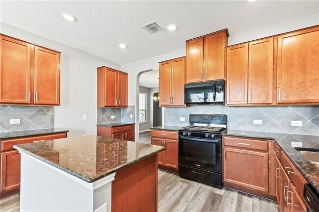 Building Photo - 7937 Arezzo Dr