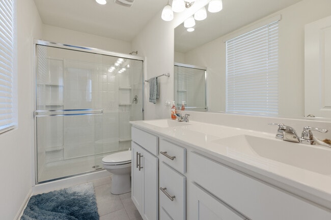 Building Photo - 2251 Parkside Dr