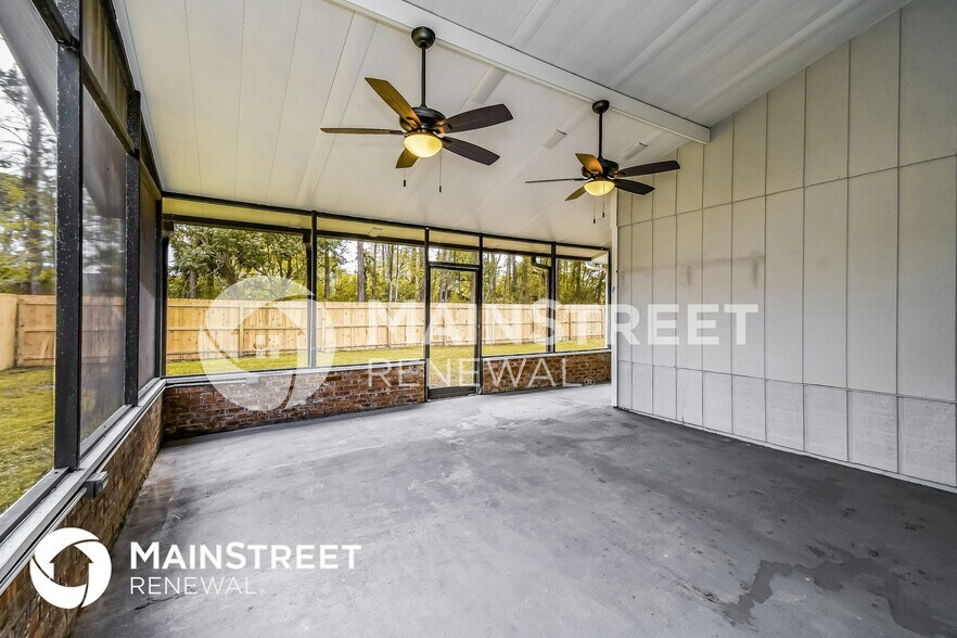 Building Photo - 3506 Whalers Way