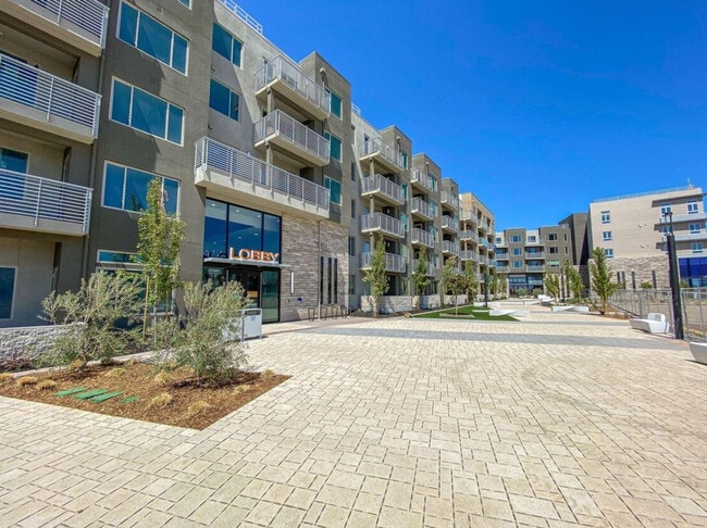 Building Photo - 45193 Warm Springs Blvd