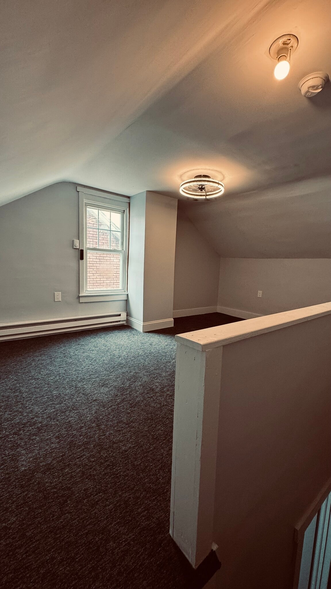 Building Photo - 8 W Abbott St