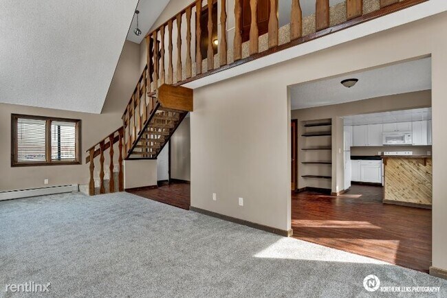 Building Photo - 8807 Washburn St