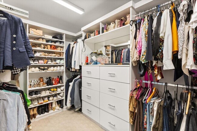 Building Photo - 260 S Osceola Ave