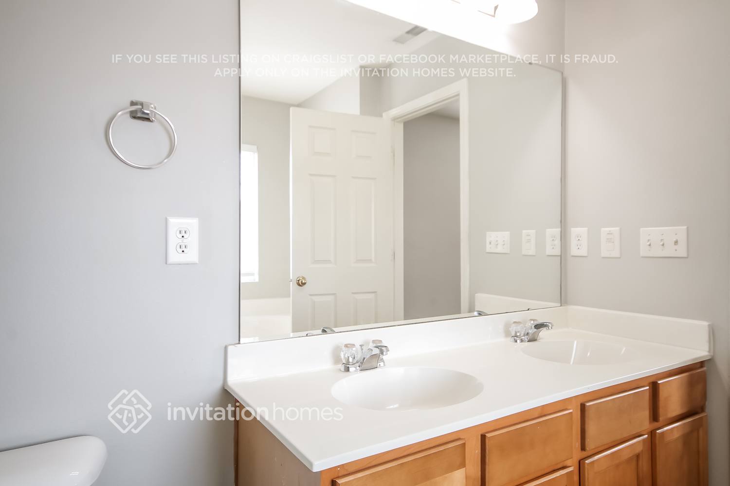 Building Photo - 5309 Valcourt Rd