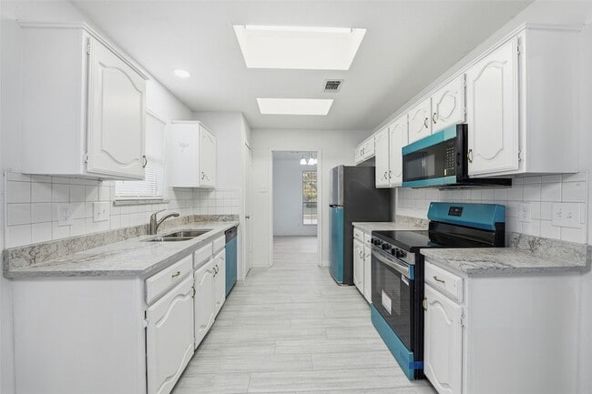 Building Photo - 1746 Glencairn Ln