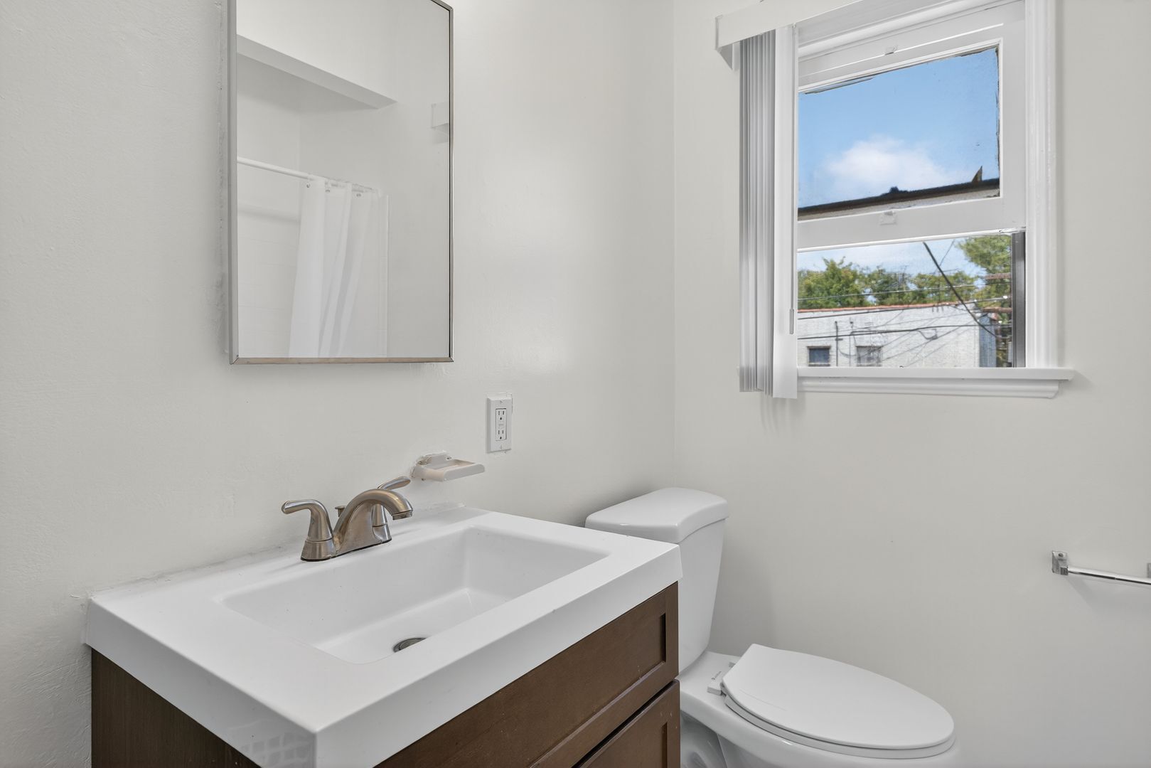 Building Photo - 4227-4233 Leimert Boulevard