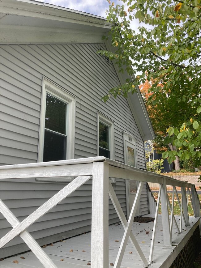 Building Photo - 2 Bed 1 Bath Single Family Home in Wausau