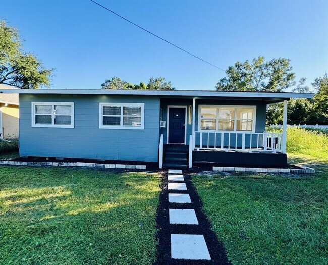 Primary Photo - 4910 Huppel Ave