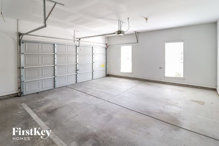 Building Photo - 600 Bentmoor Dr