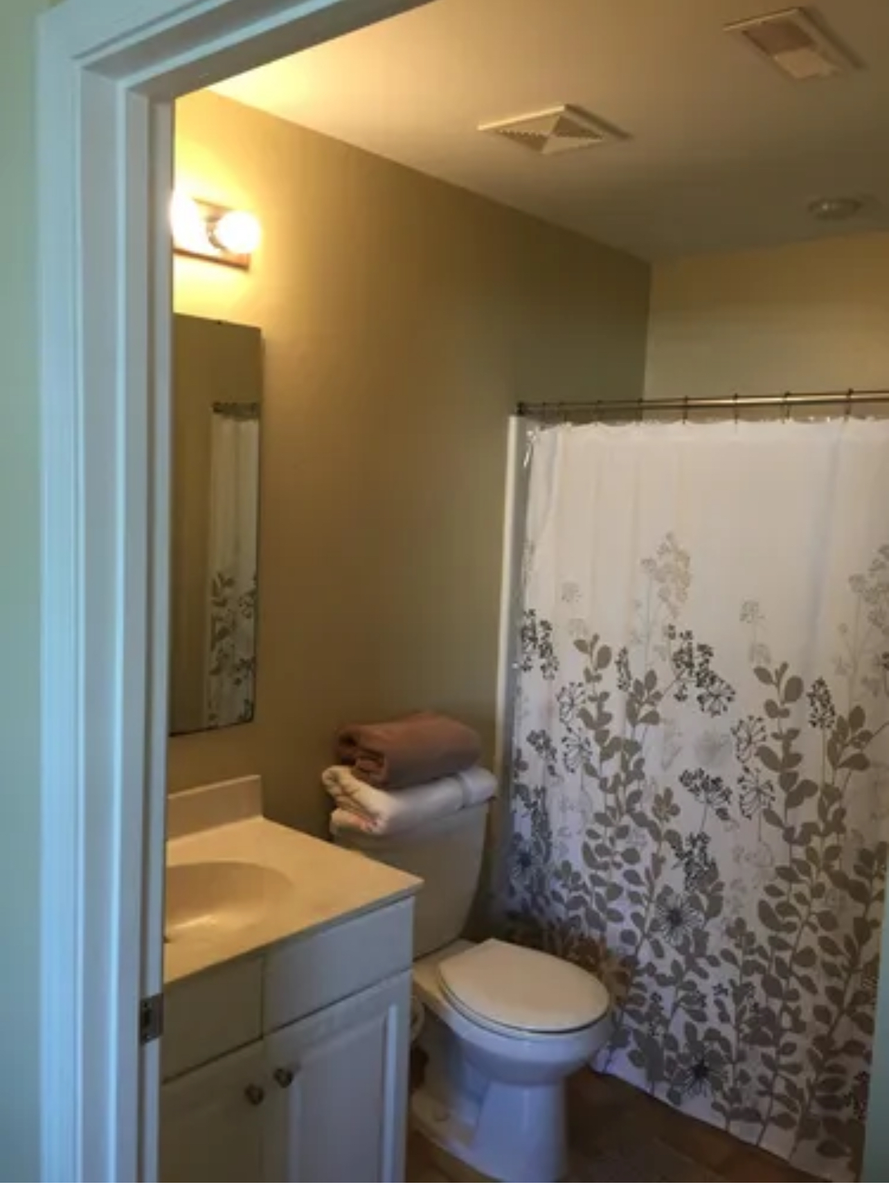 Building Photo - 4924 Bluffton Pky